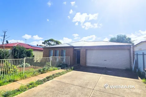 14a Walpole St, Davoren Park, SA 5113