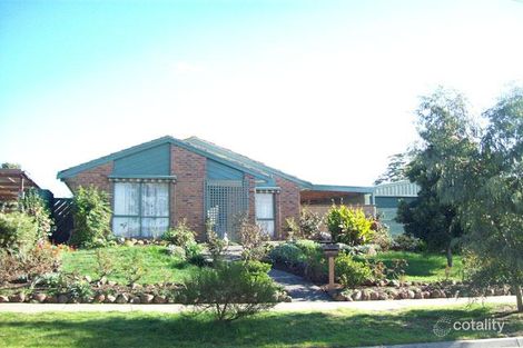 Property photo of 33 Lesley Drive Hampton Park VIC 3976