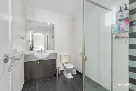 Property photo of 22 Central Avenue Pakenham VIC 3810