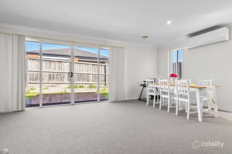Property photo of 22 Central Avenue Pakenham VIC 3810