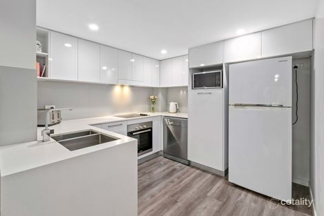 Property photo of 6/27 Newdegate Street Greenslopes QLD 4120