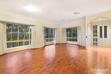 Property photo of 30 Piper Crescent Eltham VIC 3095
