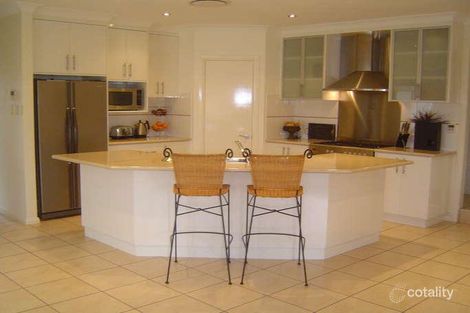 Property photo of 32 Lakeside Circuit Dubbo NSW 2830