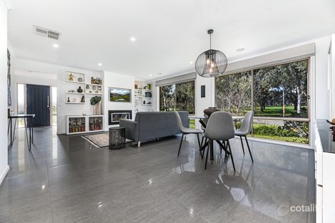 Property photo of 41 Marlesford Crescent Berwick VIC 3806