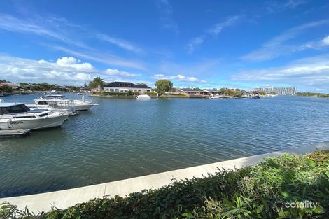 30/82-86 Limetree Pde, Runaway Bay, QLD 4216