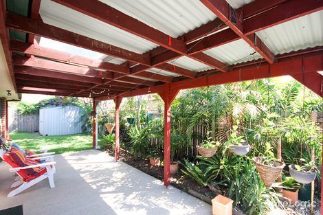 Property photo of 2/6 Edward Avenue Pottsville NSW 2489