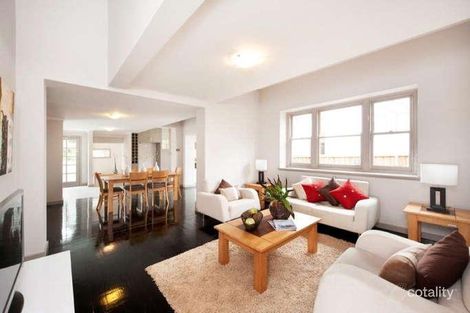 Property photo of 1 Barnsbury Road Deepdene VIC 3103