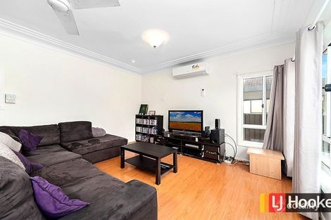 Property photo of 23 Omaroo Avenue Doonside NSW 2767