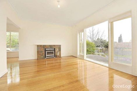Property photo of 21 Milne Road Mont Albert North VIC 3129