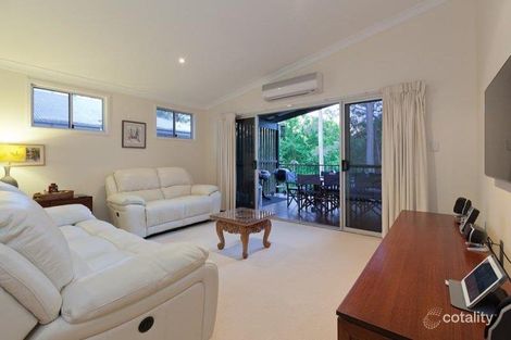 Property photo of 17 Nankin Street Fig Tree Pocket QLD 4069