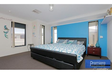 Property photo of 38 Calneggia Drive Byford WA 6122