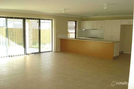 Property photo of 11 Josh Court Flinders View QLD 4305