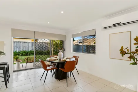 Property photo of 2/107 Sharples Street Berserker QLD 4701