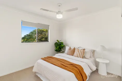 Property photo of 2/107 Sharples Street Berserker QLD 4701