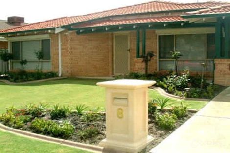 8 Alloway Pl, Seville Grove, WA 6112