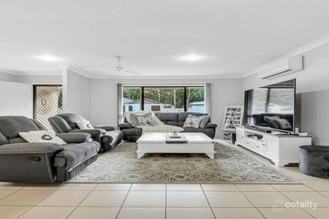 Property photo of 15 Bluff Street Bushland Beach QLD 4818