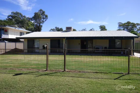 Property photo of 7 Wattle Drive St George QLD 4487