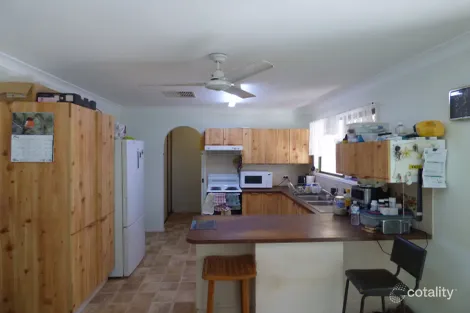 Property photo of 7 Wattle Drive St George QLD 4487