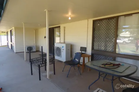 Property photo of 7 Wattle Drive St George QLD 4487