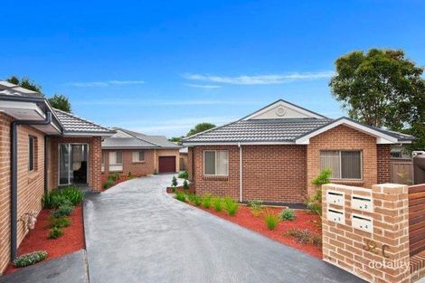 Property photo of 4/32C Henry Lawson Drive Peakhurst NSW 2210