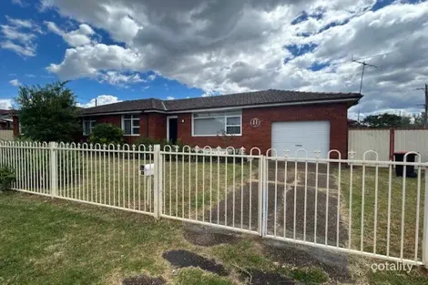 11 Calabro Ave, Lurnea, NSW 2170