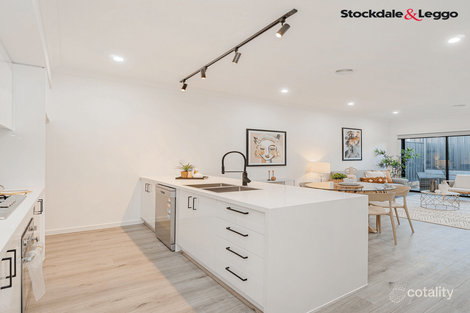 Property photo of 8 Astrea Place Greenvale VIC 3059