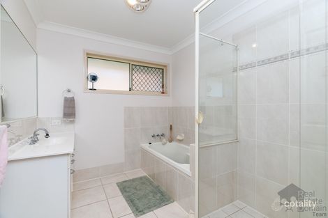 Property photo of 242 Middle Road Boronia Heights QLD 4124