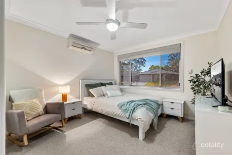 Property photo of 22 Woodgate Crescent Cranebrook NSW 2749