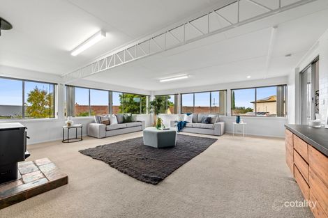 Property photo of 6 Downie Crescent Hamlyn Heights VIC 3215