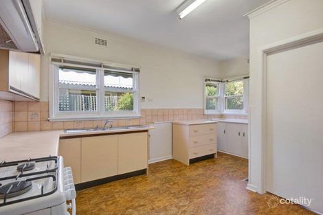 Property photo of 277 Grimshaw Street Watsonia VIC 3087