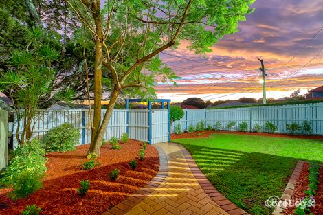 Property photo of 2 First Street Camp Hill QLD 4152