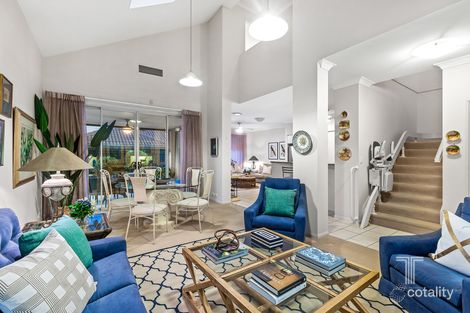 Property photo of 35 Flame Tree Crescent Carindale QLD 4152