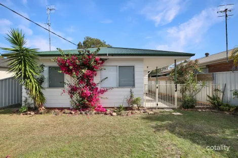 4 Coupland Ave, Tea Gardens, NSW 2324