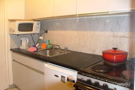 Property photo of 28/68-72 Roslyn Gardens Rushcutters Bay NSW 2011