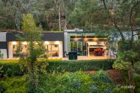 50 KARINGAL DR, ELTHAM, VIC 3095
