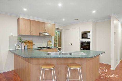 Property photo of 2 Carex Way South Morang VIC 3752