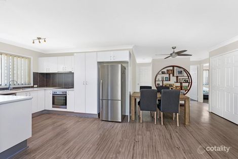 Property photo of 18 Aurora Place Bateau Bay NSW 2261