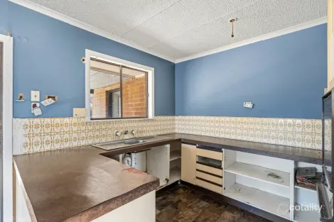 Property photo of 7 Tanya Street Surrey Downs SA 5126