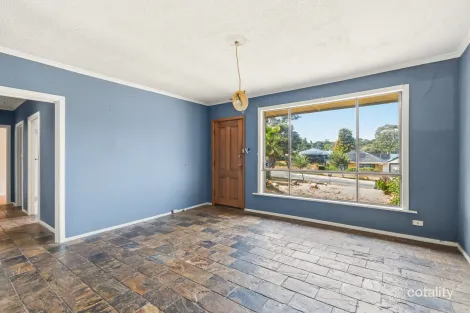 Property photo of 7 Tanya Street Surrey Downs SA 5126