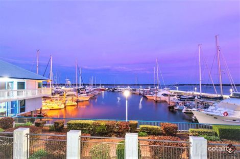 Property photo of 1/17 Bayview Street Runaway Bay QLD 4216