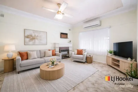 Property photo of 40 Killara Avenue Panania NSW 2213