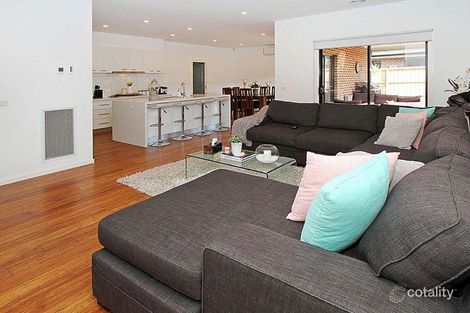 Property photo of 46 Bracken Way South Morang VIC 3752