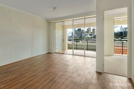 Property photo of 9/50 Lower River Terrace South Brisbane QLD 4101