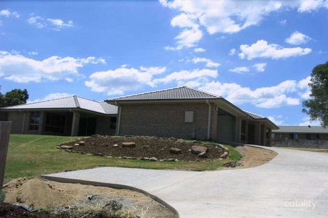 67 Church Rd, Bellbowrie, QLD 4070