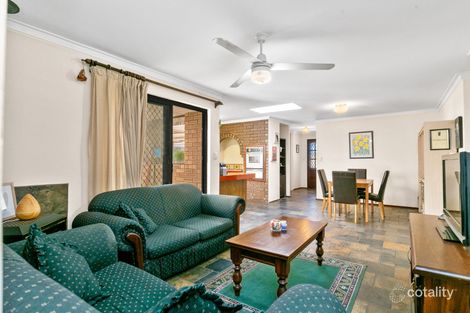 Property photo of 2 Hanrahan Loop Kardinya WA 6163