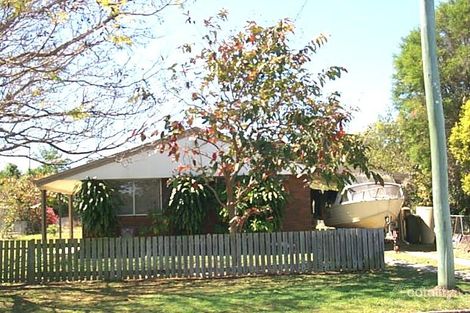 6 Thornton St, Park Avenue, QLD 4701