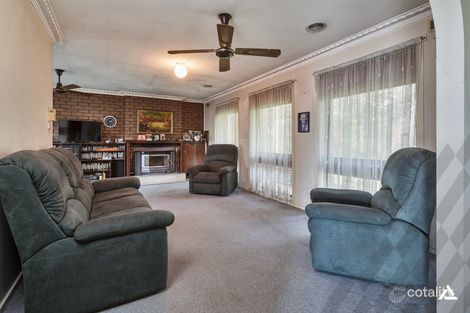 Property photo of 15 Dyall Road Drouin VIC 3818