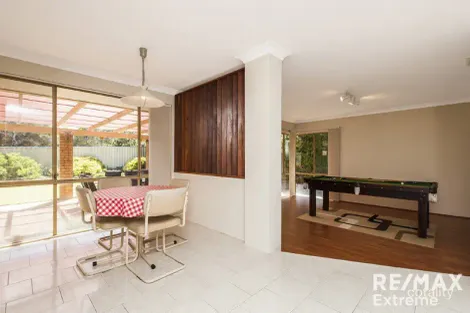 Property photo of 7 Windward Loop Ocean Reef WA 6027