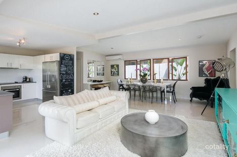Property photo of 2/46 Third Street Camp Hill QLD 4152