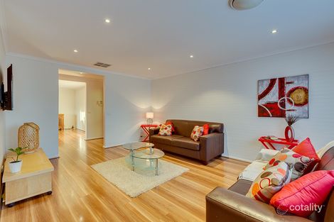 Property photo of 15 Snowdon Close Keilor Downs VIC 3038